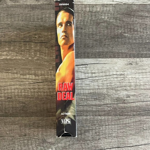 RAW DEAL - ARNOLD SCHWARZENEGGER [ VHS ] ANCHOR BAY - Picture 3 of 6